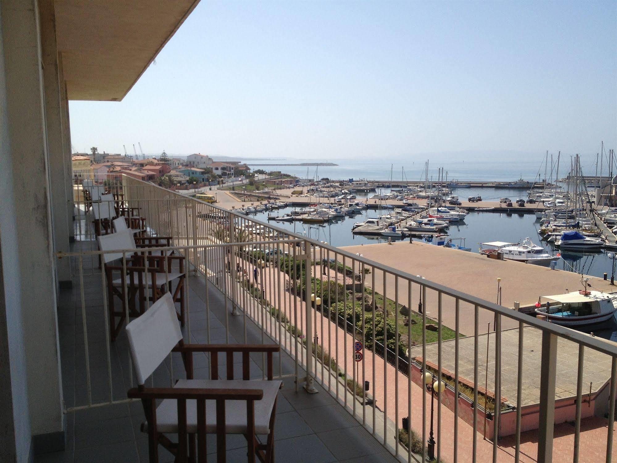 Panorama Hotel Portoscuso Luaran gambar