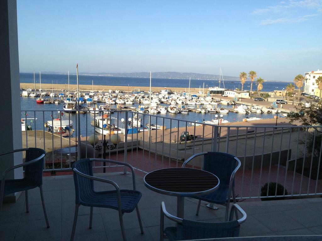 Panorama Hotel Portoscuso Luaran gambar